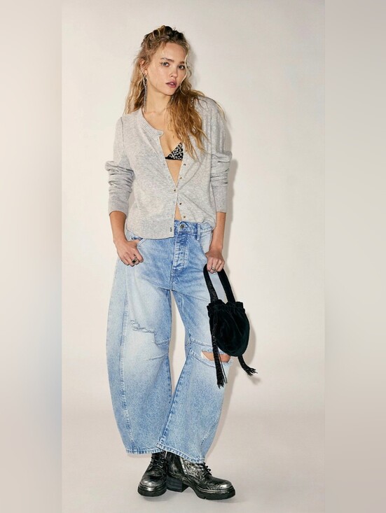 Free People Sweaters - Free People Heather Gray Button Cardigan. Size L. #SW
